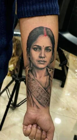 realistic face tattoo in raipur by best tattoo studio realistic face tattoo of wife by professional tattoo artist in raipur at art and artist tattoo studio